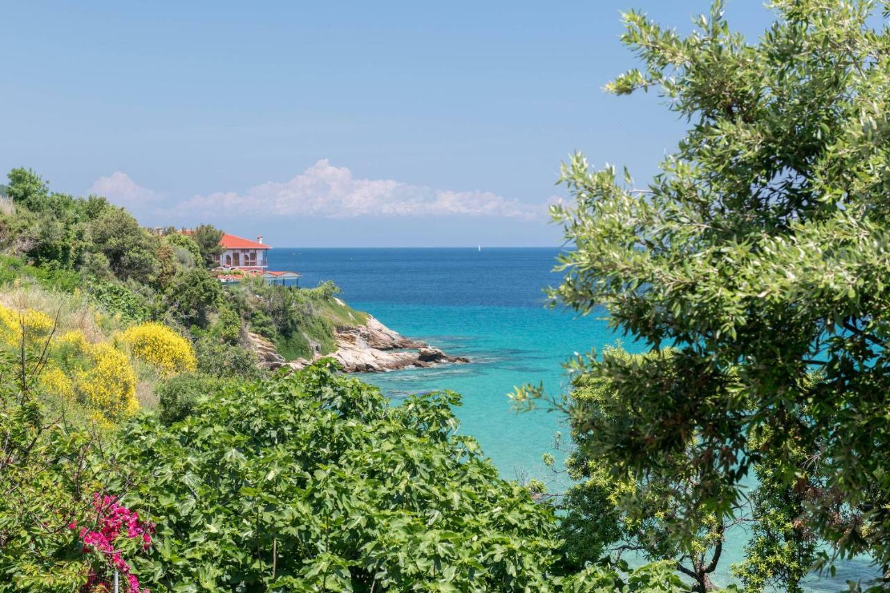 Pension Giannis Αdults Only Koinira Bagian luar foto