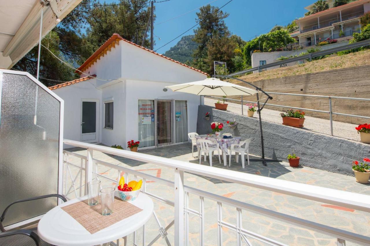Pension Giannis Αdults Only Koinira Bagian luar foto